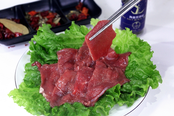 嫩滑牛肉片